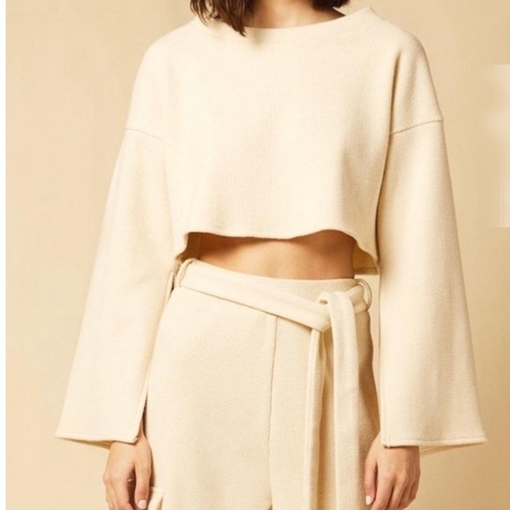 Choosy Ivory Cream Cropped Ribbed Knit Sweater Bell Sleeve Split Cuff M NWT